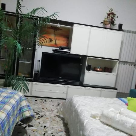 Sole Sica Lägenhet Pontecagnano Exteriör bild